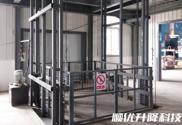比如仓库货梯定制有保障