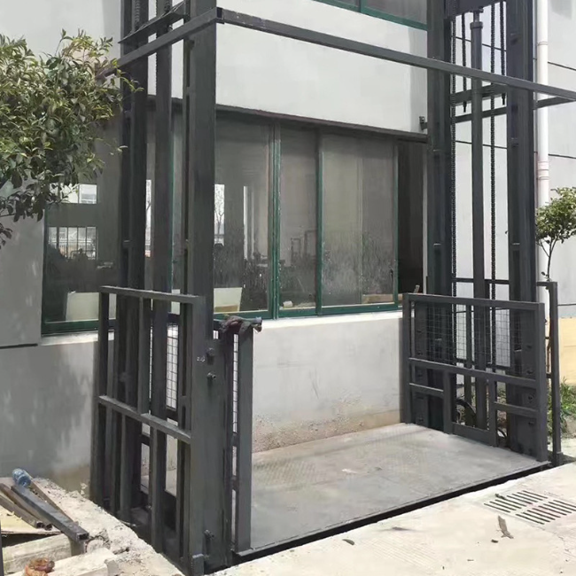 比如5吨室外升降货梯